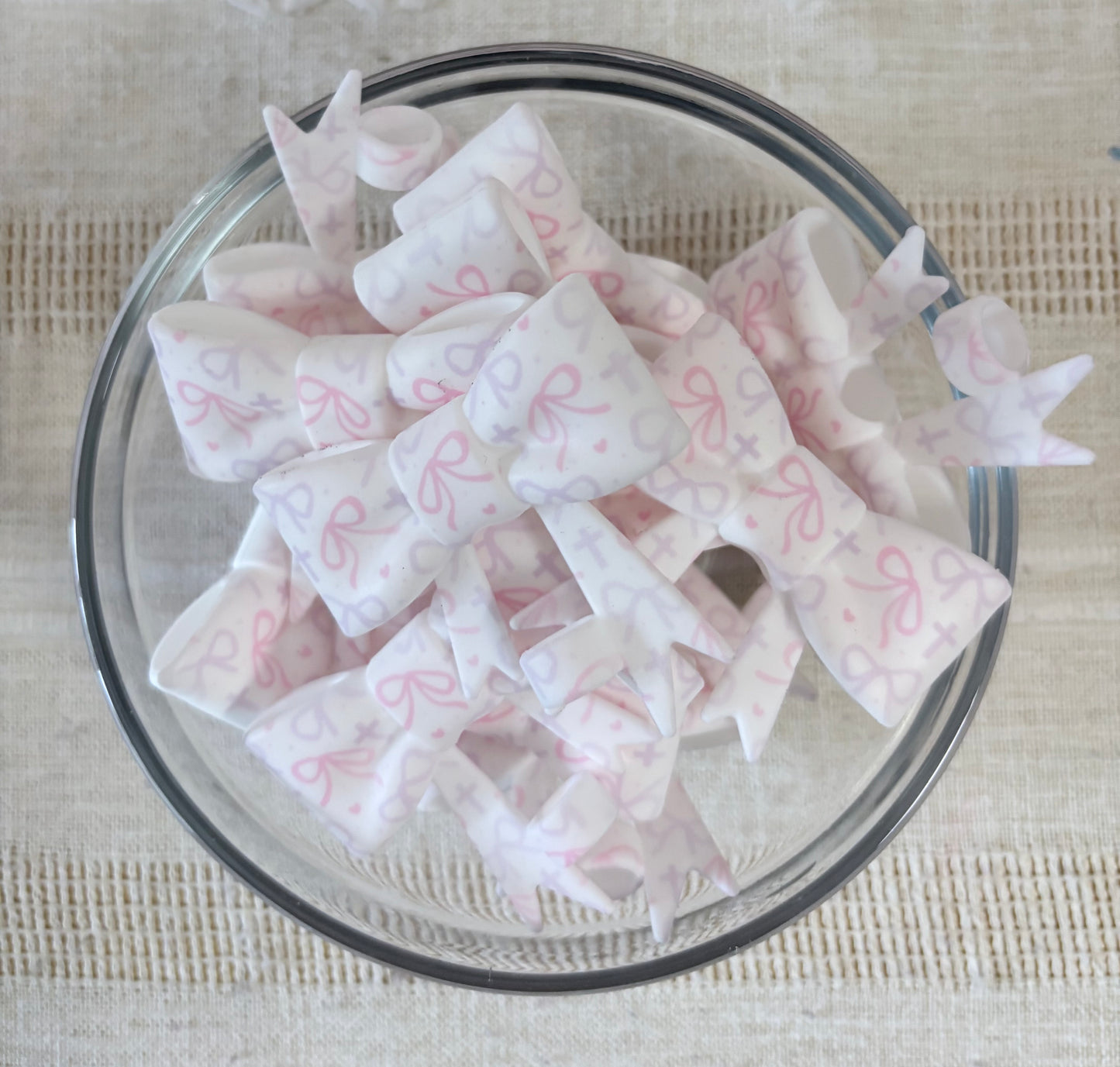 Cross and Bows Silicone Straw Topper