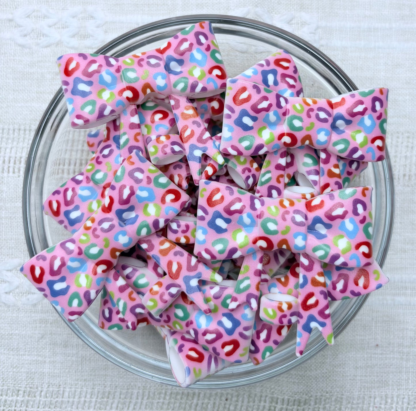 Pink Animal Print Silicone Bow Straw Topper