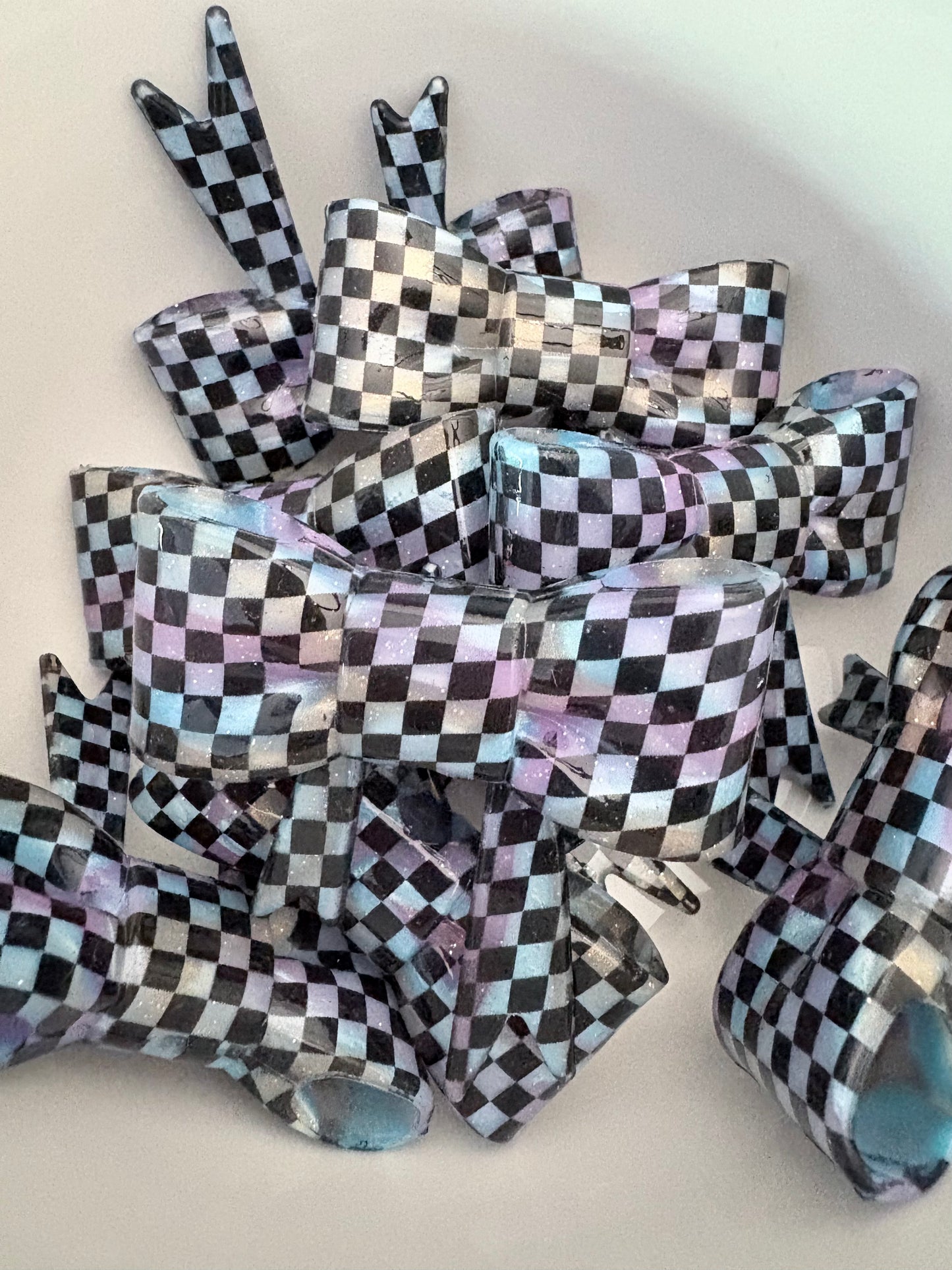 Iridescent Checkered Silicone Straw Topper