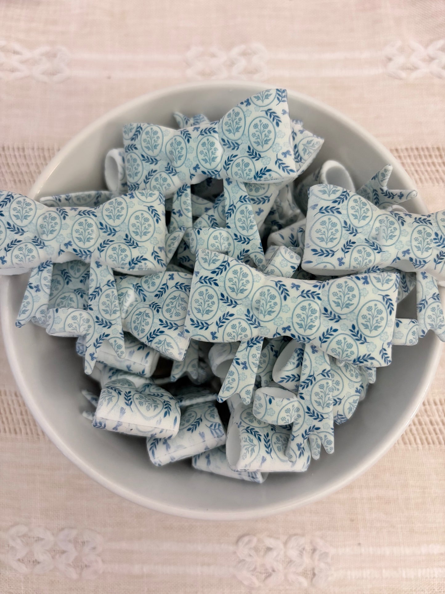 Blue Florals Silicone Straw Topper