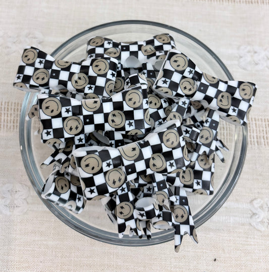 Checkered Smileys Silicone Straw Topper