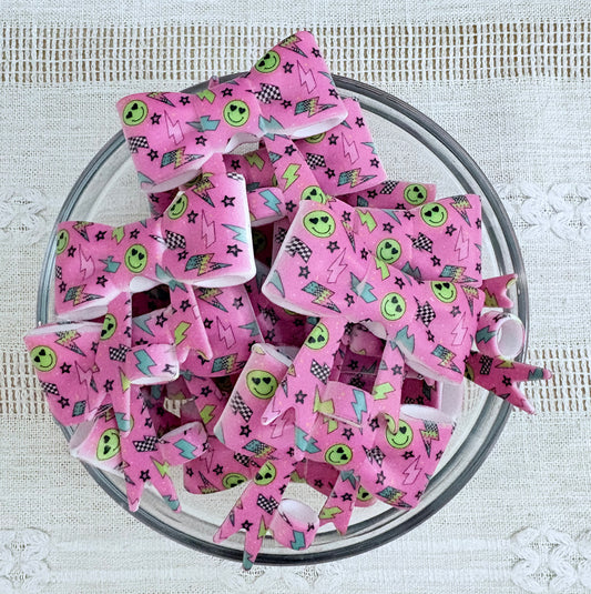 Pink Smileys Silicone Straw Topper