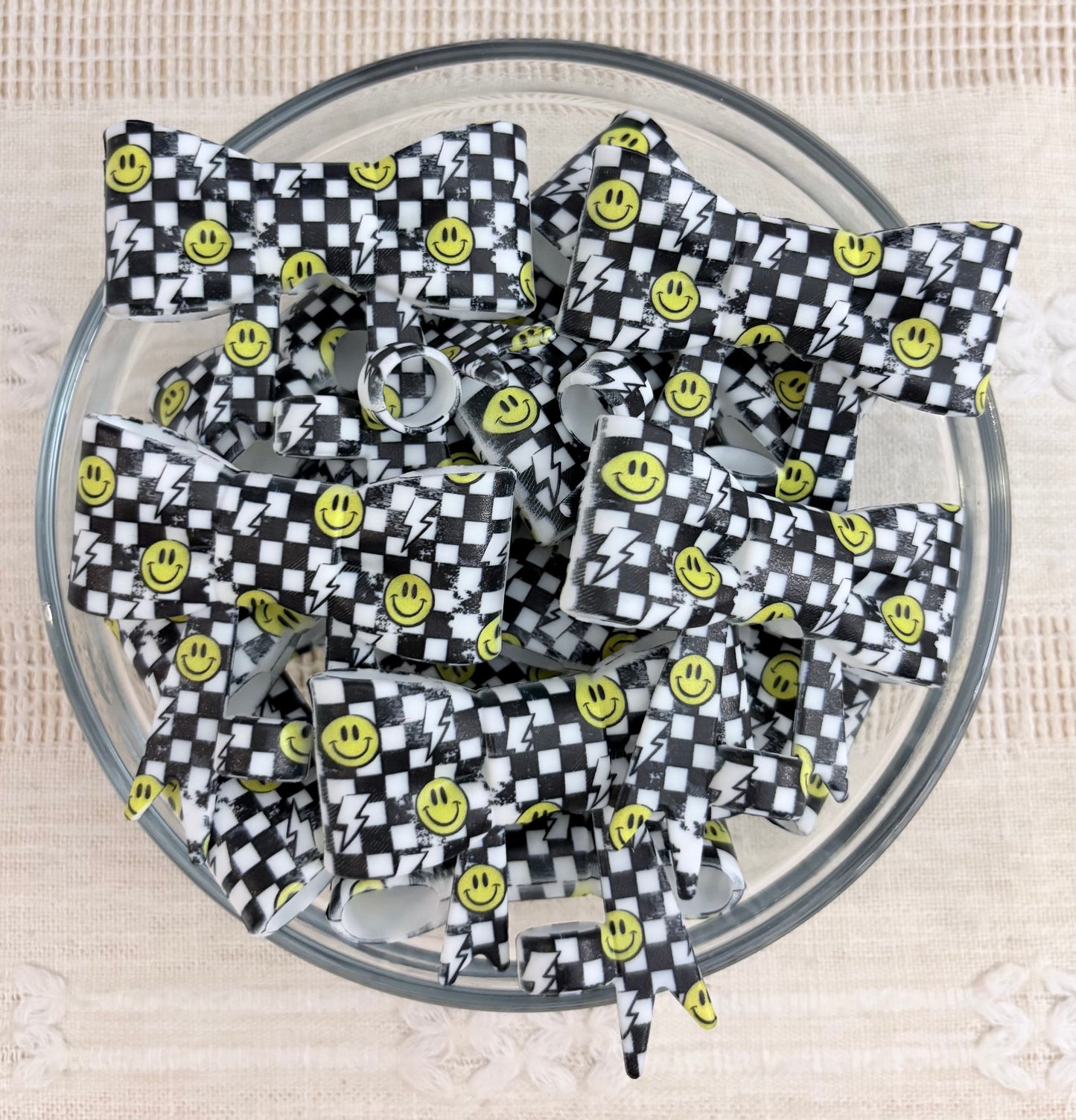 Checkered Smileys Silicone Straw Topper