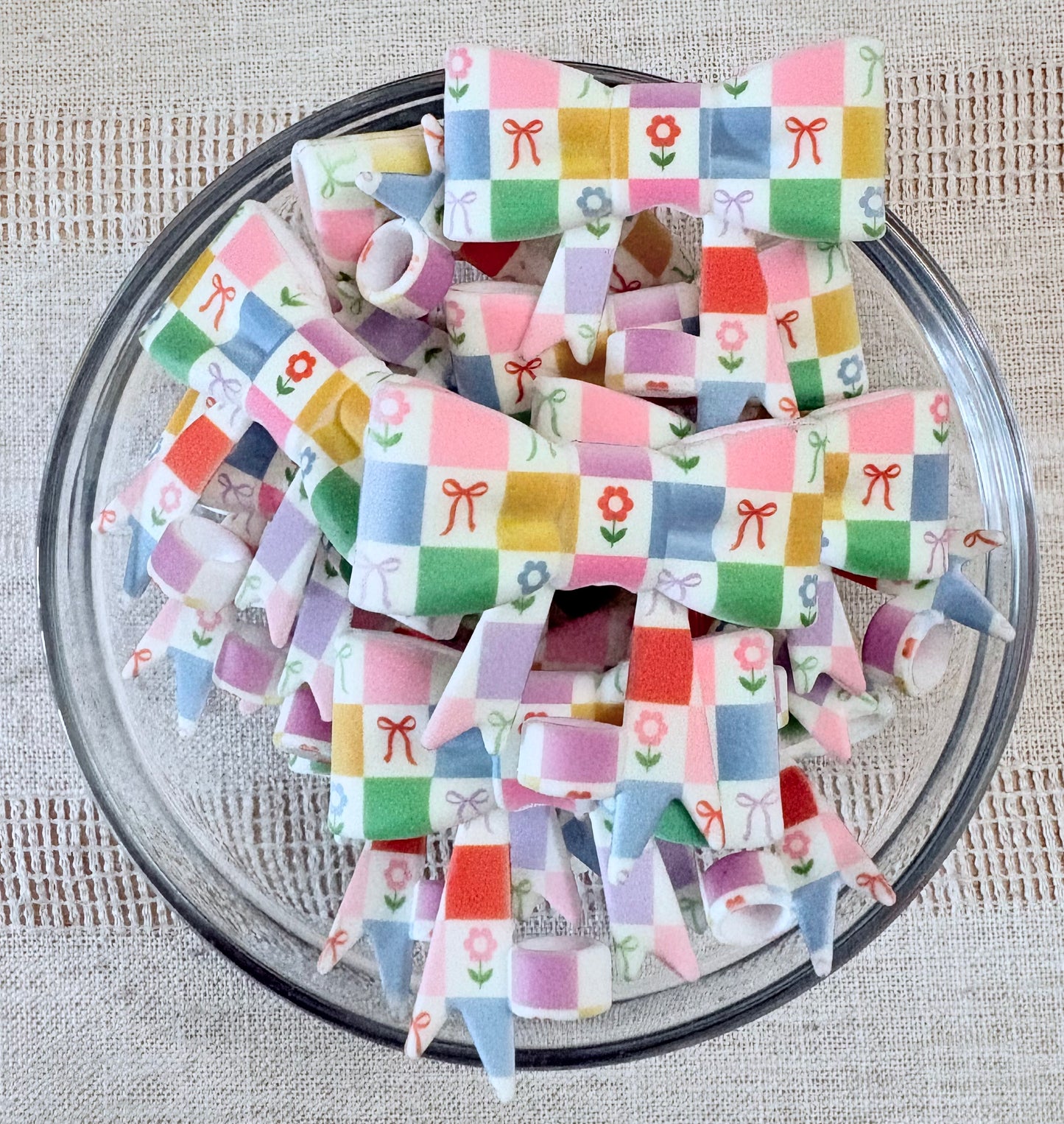 Checkered Bows and Flowers Silicone Straw Topper