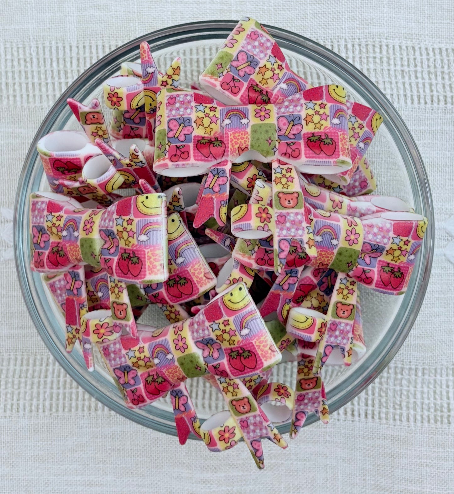 Cute Checkered Silicone Bow Straw Topper
