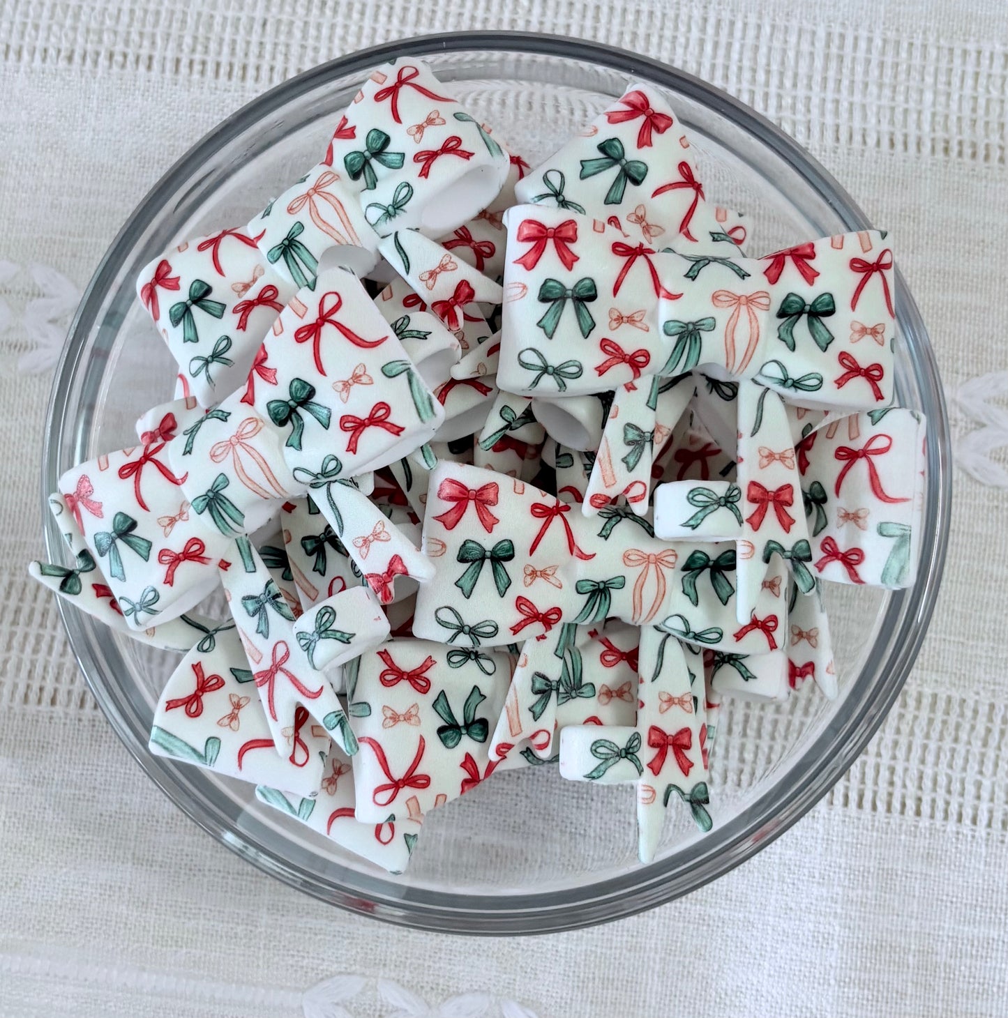 Green & Red Bows Silicone Bow Straw Topper
