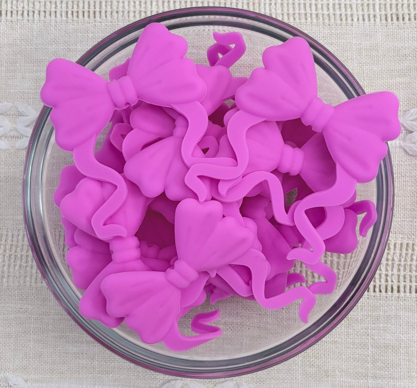 Large Bow Focal Bead