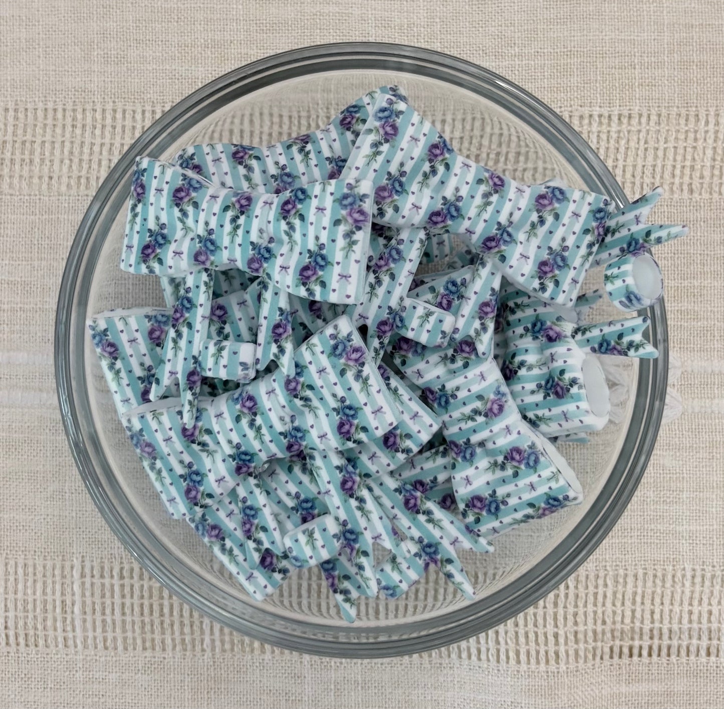 Blue Floral Silicone Bow Straw Topper