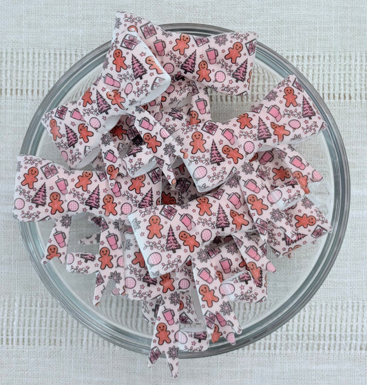 Pink Gingerbreads Silicone Bow Straw Topper