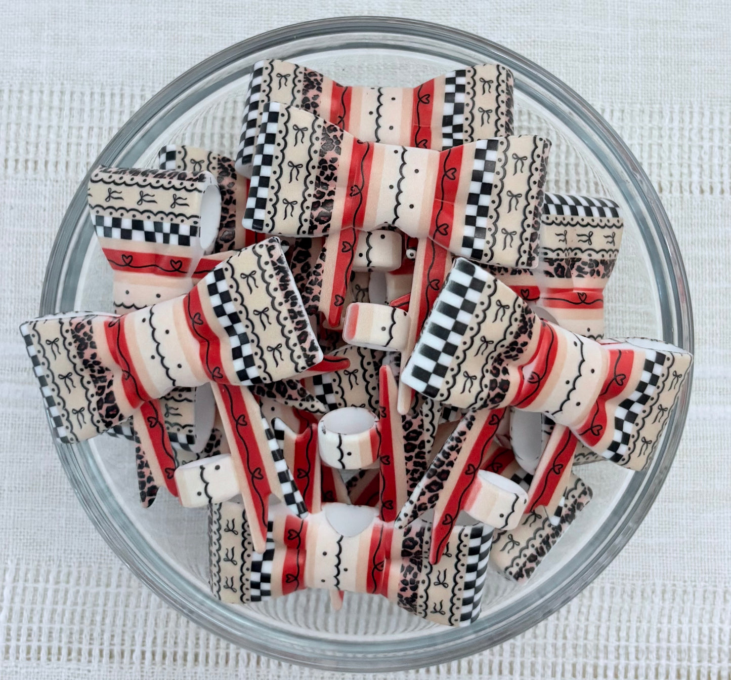 Checkered Lines Silicone Bow Straw Topper