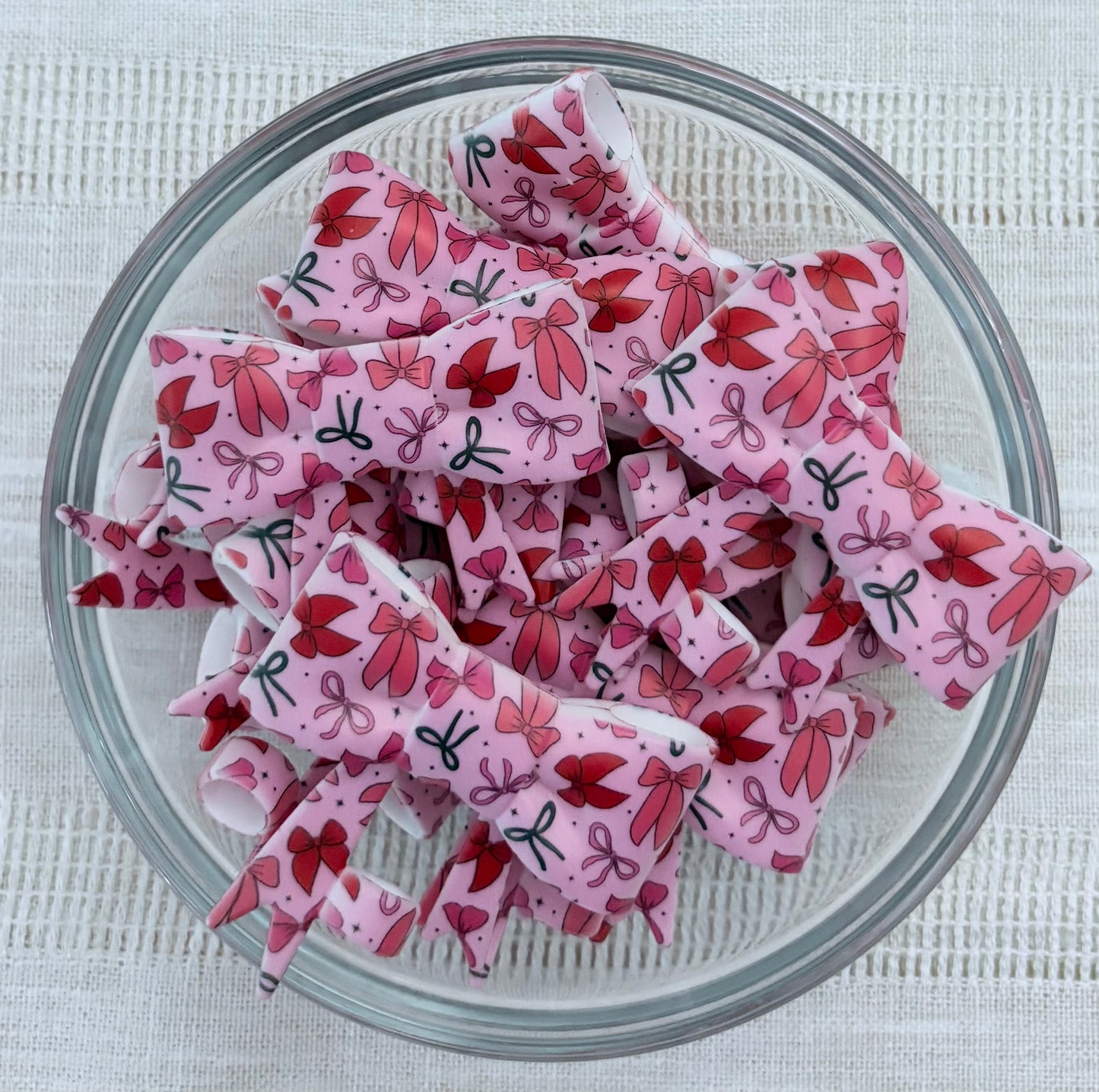 Red Green and Pink Bows Silicone Bow Straw Topper