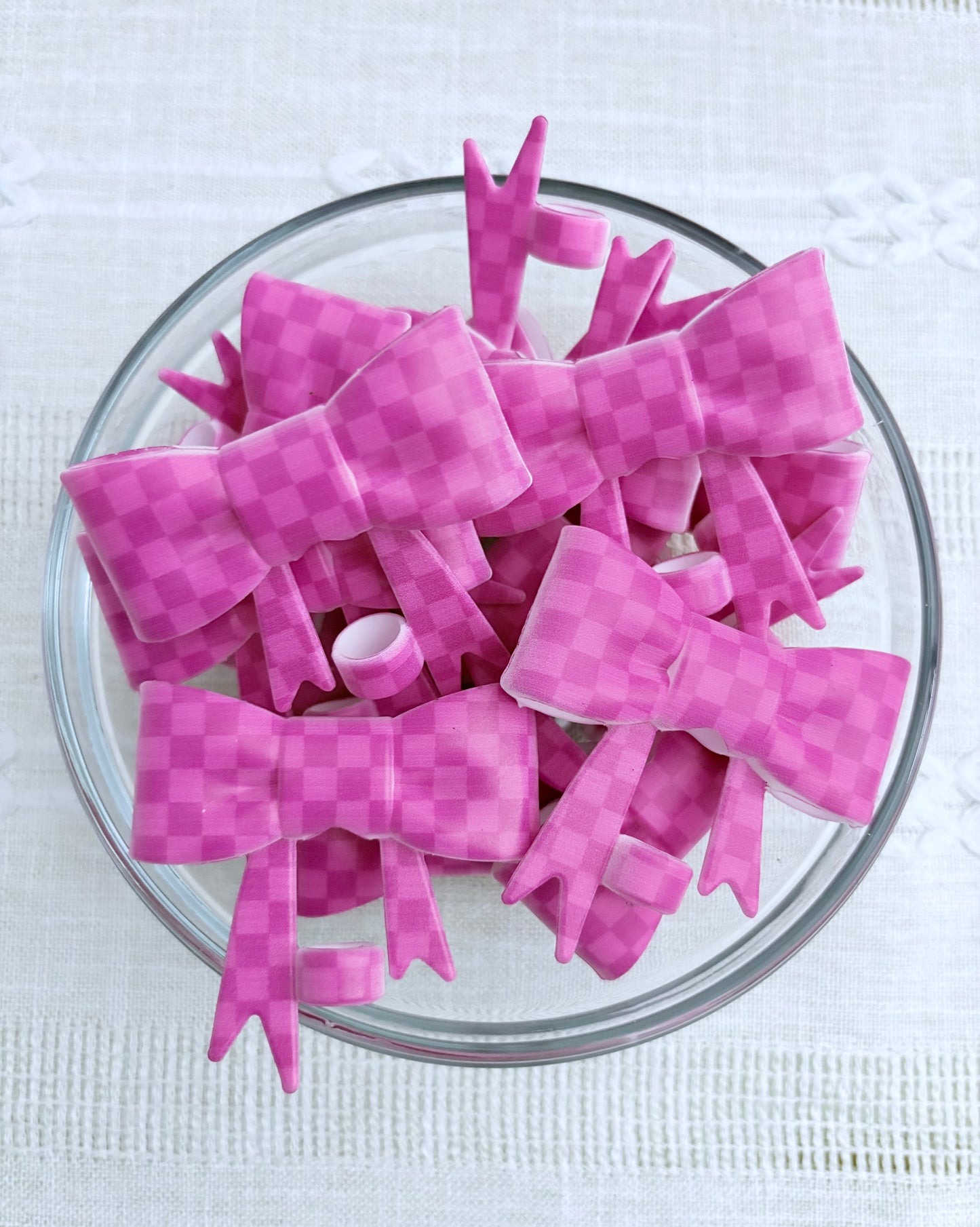 Pink Checkered Silicone Bow Straw Topper