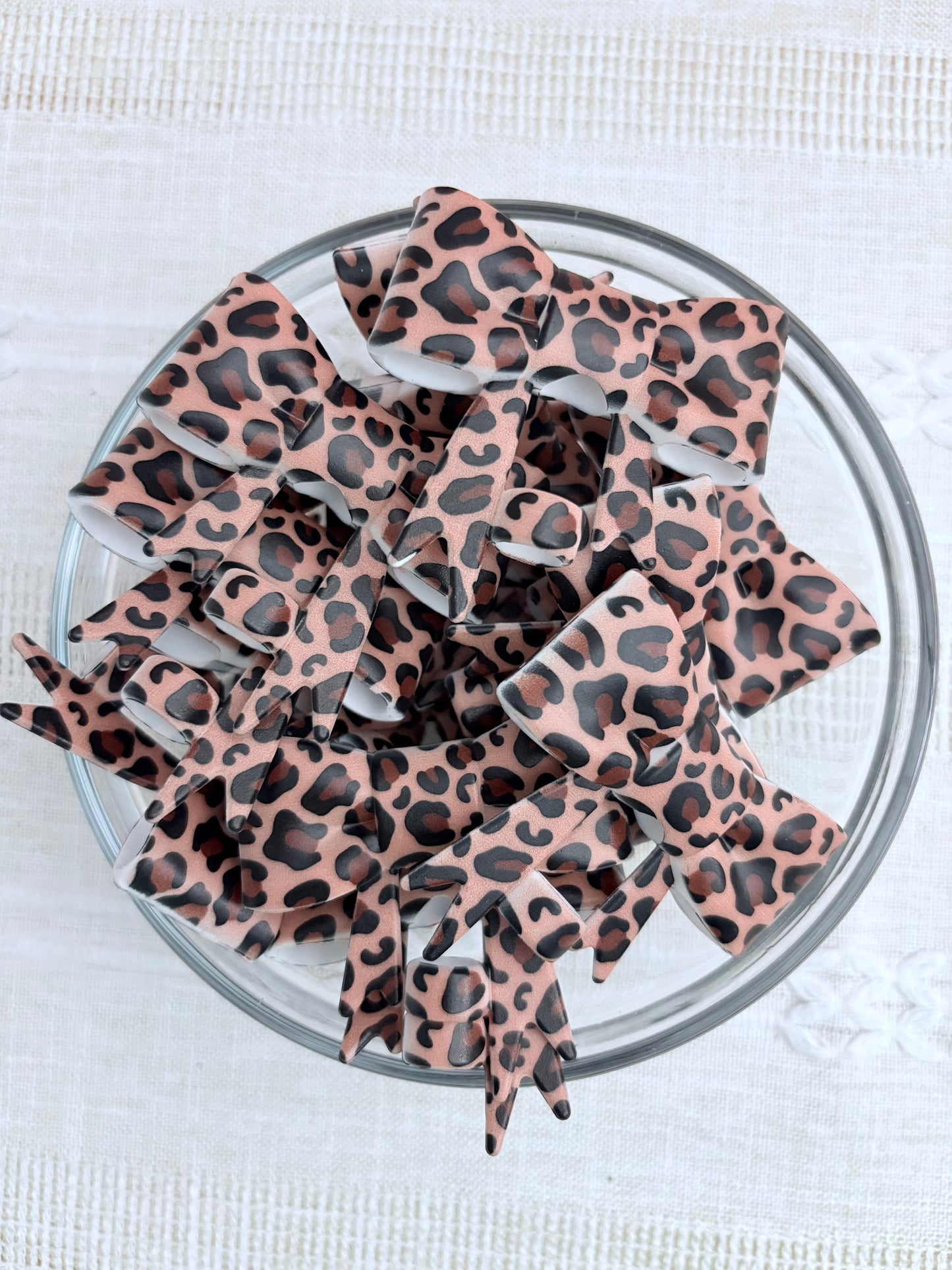 Leopard Silicone Bow Straw Topper