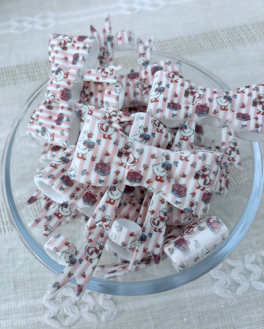 Geese and Books Silicone Straw Topper