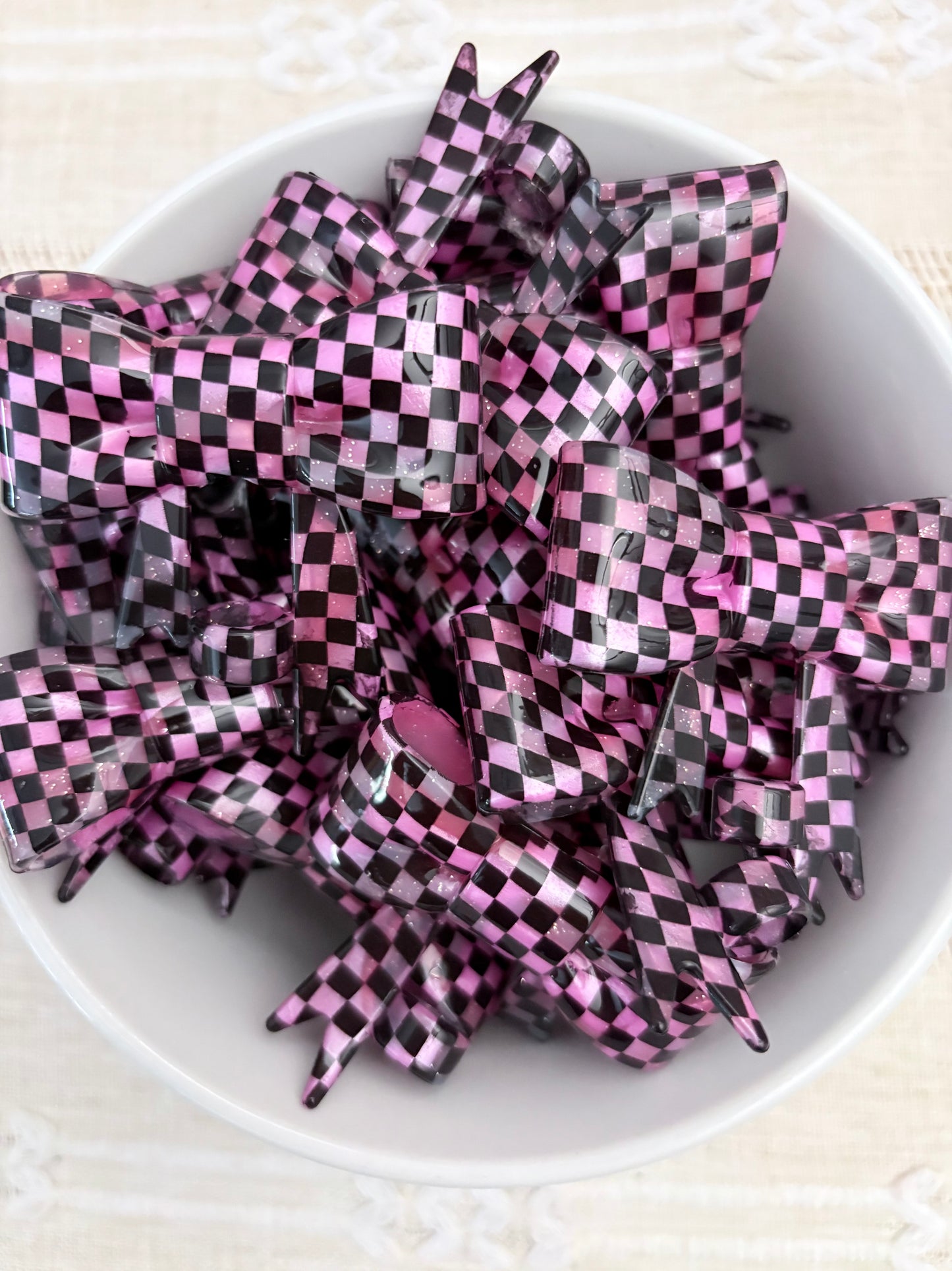 Pink Checkered Glitter Silicone Straw Topper