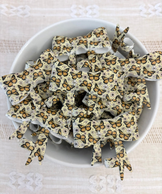 Yellow Butterflies Silicone Straw Topper